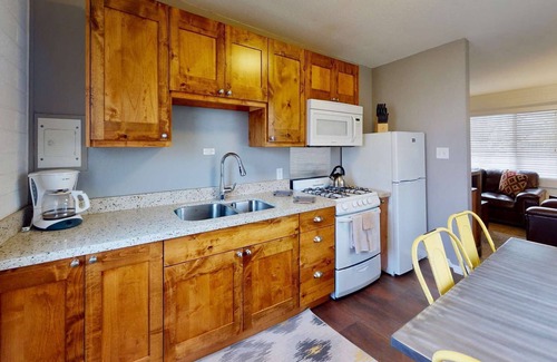 Moab Condo | Downtown Cozy Home Base - Purple Sage 3