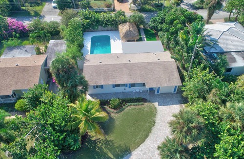 Delray Beach House | Downtown Delray Beauty heated pool home Sleeps 10 and close to beach