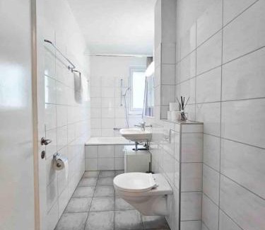 Oerlikon Apartment | Downtown Dream 3,5BR with Balcony and Style BA31