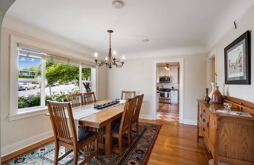 The Bowl of Edmonds House | Downtown Edmonds Craftsman: Home by the Sea