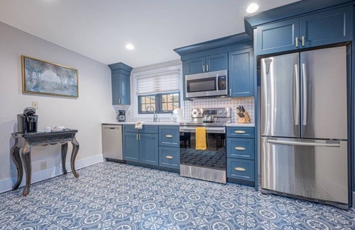 Galena Apartment | Downtown Galena Luxury Rentals Suite 3 Parking New