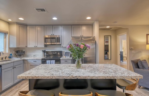 Gilbert House | Downtown Gilbert Getaway - Sleeps 8