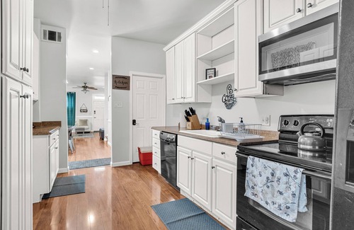 Harrisburg - Hershey House | Downtown Harrisburg Water Front Home - Close to Hersheypark & Farm Show Complex