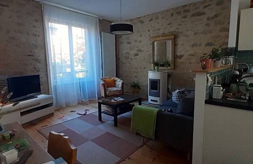 Saint-Pol-de-Leon House | Downtown house near the sea with friendly cat