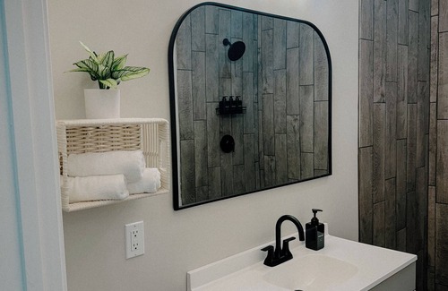 Aberdeen Apartment | Downtown Loft nCozy 1-bedroom apartment in adorable Aberdeen with WiFi