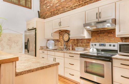 Cookeville Condo | Downtown Loft on Historic West Side of Cookeville