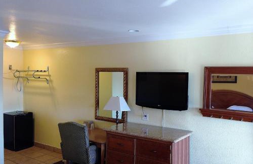 San Bernardino Hotel | Downtown Motel 7