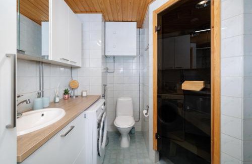 Oulu Apartment | Downtown Oulu 2BR, Sauna & Sea View Balcony