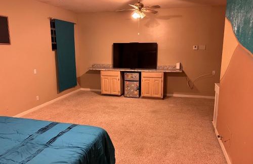 F. Q. Story Apartment | Downtown Phoenix Loft