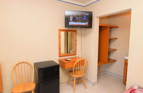 Primera Seccion Apartment | Downtown San Felipe Studio 2 FREE WIFI AND CABLE TV