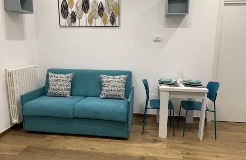Manfredonia House | Downtown San Lorenzo