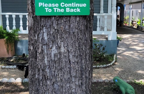 Southtown Villa | Downtown & Southtown leisure district, trendy cafe's, restaurants, bar's