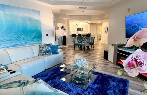 Fort Myers Condo | Downtown urban high rise, exquisitely appointed