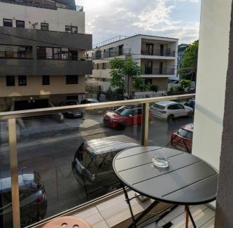 Vitan Apartment | Downtown Urban Studio w Balcony Vol 1