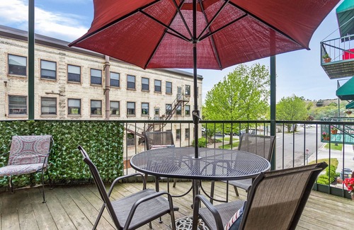Grand Haven Condo | DOWNTOWN WATER VIEW PRIVATE BALCONY! 2 bedroom 1 bath w/large jacuzzi tub