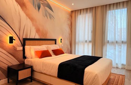 Puerta del Angel Apartment | dozZze - Madrid Río