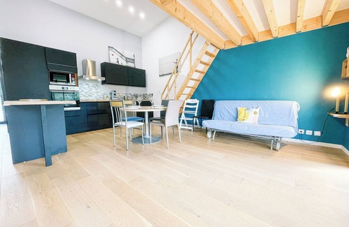 Saint-Egreve Villa | #DQ Relax & Design, modern villa in Saint-Egrève 🌴