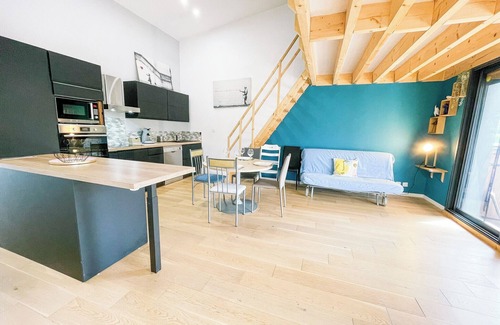Saint-Egreve Villa | #DQ Relax & Design, modern villa in Saint-Egrève 🌴