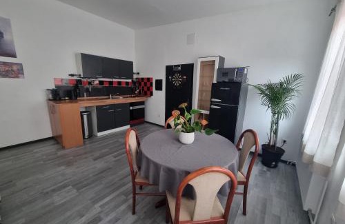 Hochleithen Apartment | Drei-FreeParking Self-Check-In