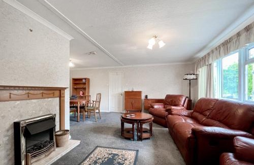 Hartgrove House | Drakes- Uk47643