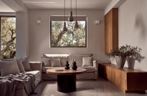 Meso Gerakari Villa | Drallos Luxury Villa - Private Heated Pool & Large Groups, by ZanteWize
