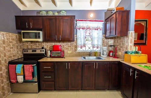Mammee Bay Cottage | Drax Hall Gated Community - Private Jamaican Holiday w WiFi, Pool & Beach Access