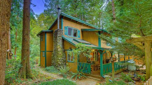 Brightwood House | Dream Catcher Cabin - Meredith Lodging