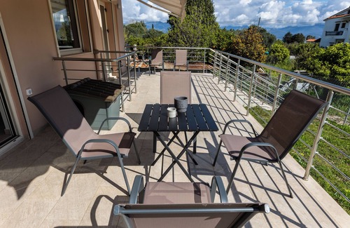 Psathopirgos Villa | Dream Day VillanCharming 3-bedroom villa with AC, WiFi in amazing Psathopirgos