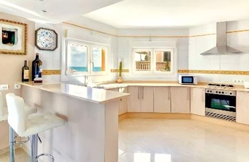 Cala Anguila-Cala Mendia House | Dream villa in first sea line, 2 minutes to the beach, private pool, WiFi