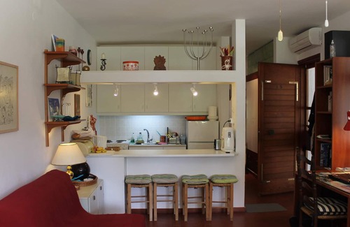 Plepi House | DREAM HOLIDAYS NEAR BEACH WITH GARDEN IN PRIVATE RESIDENCE