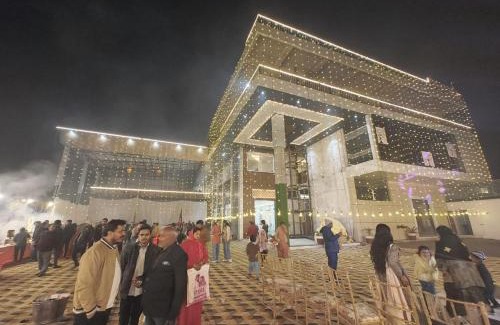 Gonda Hotel | Dream House Club And Resort