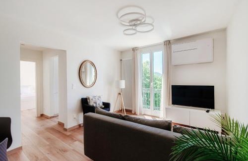 Castagnola Apartment | Dream Lake Apartments by Quokka 360 - Lake View