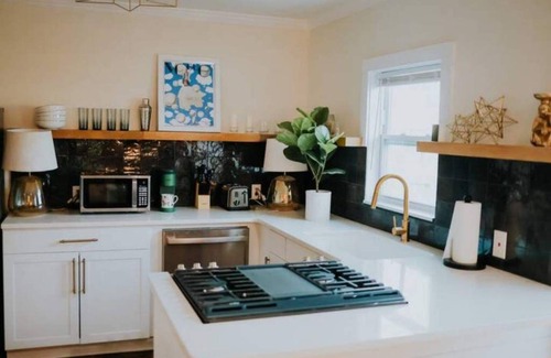 Panama City House | Dream On – Style & Comfort near Historic Downtown Panama City and Beachesnn