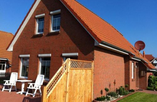 Neßmersiel Apartment | Dream on the dike 2 Comfortable Vacation Home