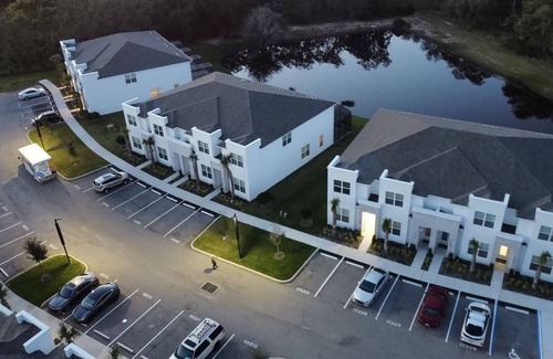 Sunrise Lakes House | Dream Pool House 8 guest/Disney