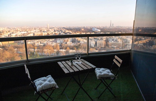 Puteaux Apartment | DREAM VIEW OF PARIS 10min from the center 135m2 with Terrace Edge of the canal