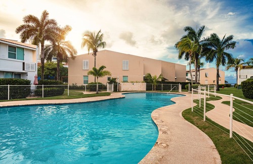 Dorado del Mar Villa | Dream Villa - modern luxe villa w/pool & beach access at Dorado