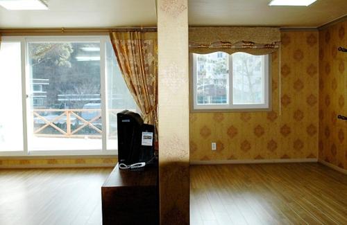 Chungju House | Dreamhill Pension