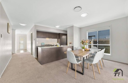 Schofields House | Dreamy Dwelling with 4bedroom