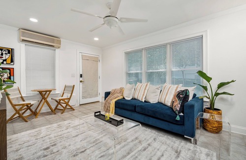 Anderson Apartment | Dreamy Luxury Stay in Anderson - 7 minutes from I-85