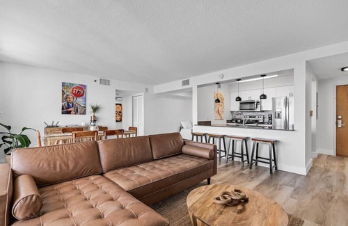 Brickell Condo | Dreamy Oceanfront Highfloor Corner Unit 2/2+Den