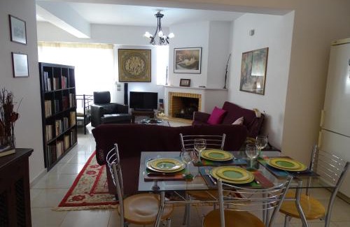 Glyfada Apartment | Dreamy studio with private garden