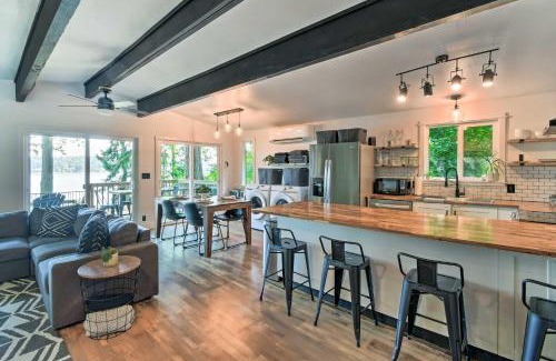 Olympia House | Dreamy Wooded Cabin with Private Beach and Kayaks!