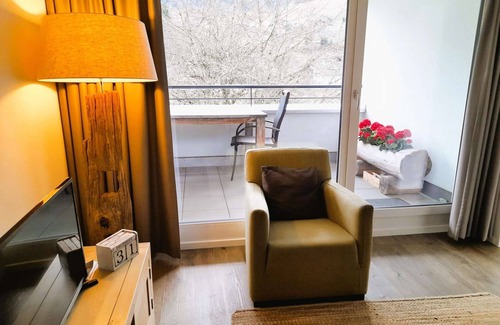 Tschagguns House | Drei Türme Top 5 Modern Holiday home with 2 Bathrooms, 3 Bedrooms, Free Parking and WiFi