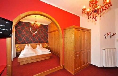Spittal an der Drau House | Dreibettzimmer mit Dusche Oder Bad/wc - Hotel Ertl
