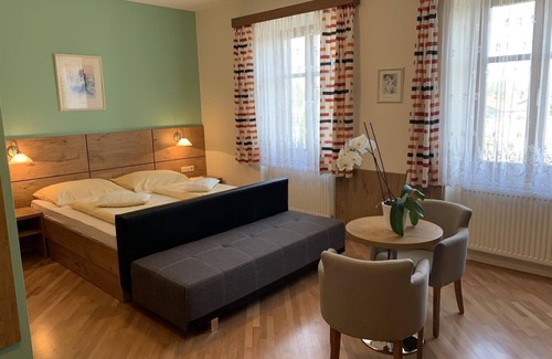Halbenrain House | Dreibettzimmer - Gasthof-pension-restaurant Wagner