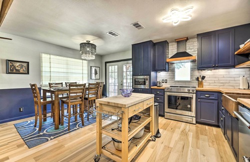Dripping Springs Cabin | Dripping Springs Cabin w/Pool, Hill Country Views