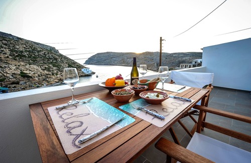 Herronisos Apartment | Droufakos’ home - Beachfront Lux 2BD apt. w. Views