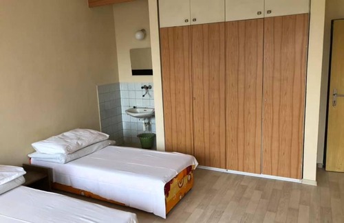 Choustnik Hotel | Družstevní dům Choustník