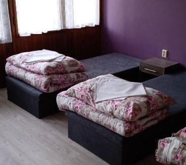 Choustnik Hotel | Družstevní dům Choustník